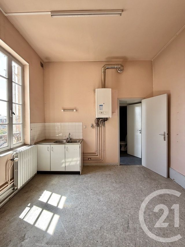 Appartement T4 à vendre - 5 pièces - 123.1 m2 - MOULINS - 03 - AUVERGNE - Century 21 Pierre Immobilier