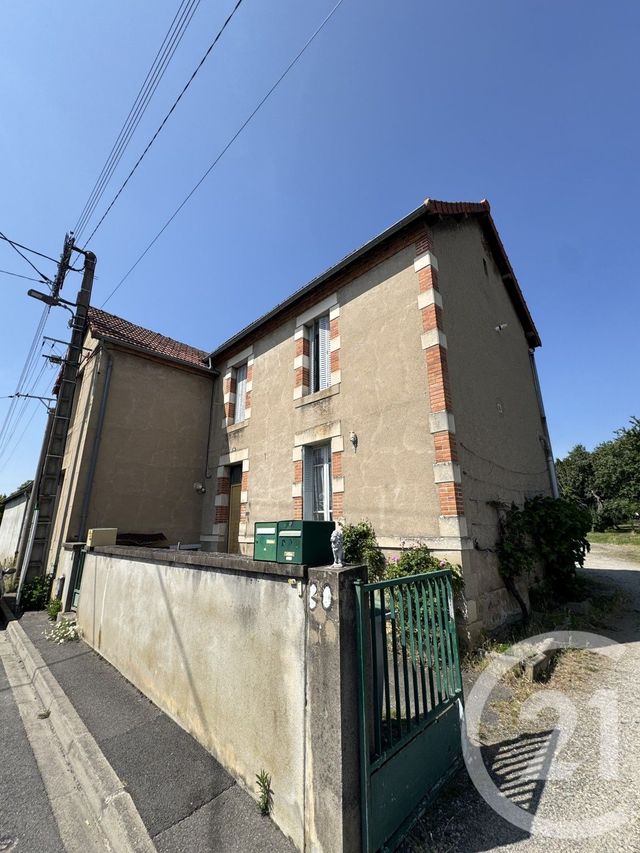 immeuble à vendre - 188.0 m2 - YZEURE - 03 - AUVERGNE - Century 21 Pierre Immobilier