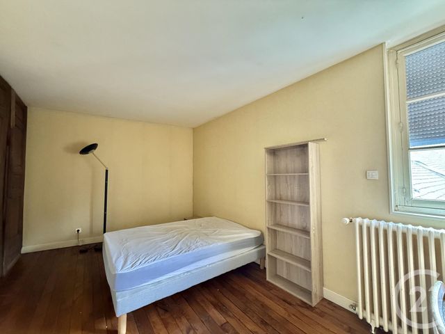 Appartement F5 à vendre - 5 pièces - 152.1 m2 - MOULINS - 03 - AUVERGNE - Century 21 Pierre Immobilier