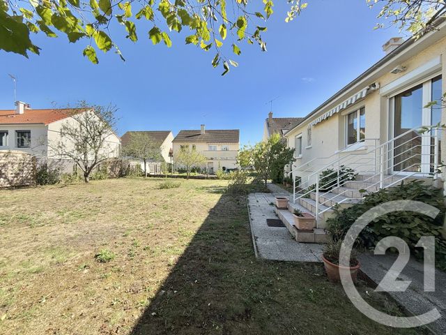 Afficher la photo en grand maison à vendre - 5 pièces - 91.75 m2 - YZEURE - 03 - AUVERGNE - Century 21 Pierre Immobilier