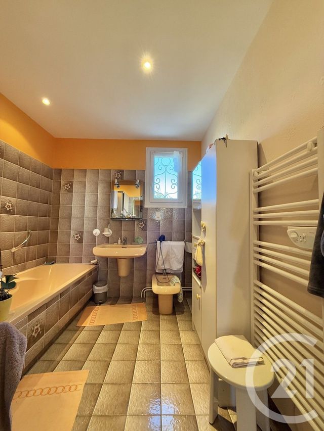 Afficher la photo en grand maison à vendre - 5 pièces - 91.75 m2 - YZEURE - 03 - AUVERGNE - Century 21 Pierre Immobilier