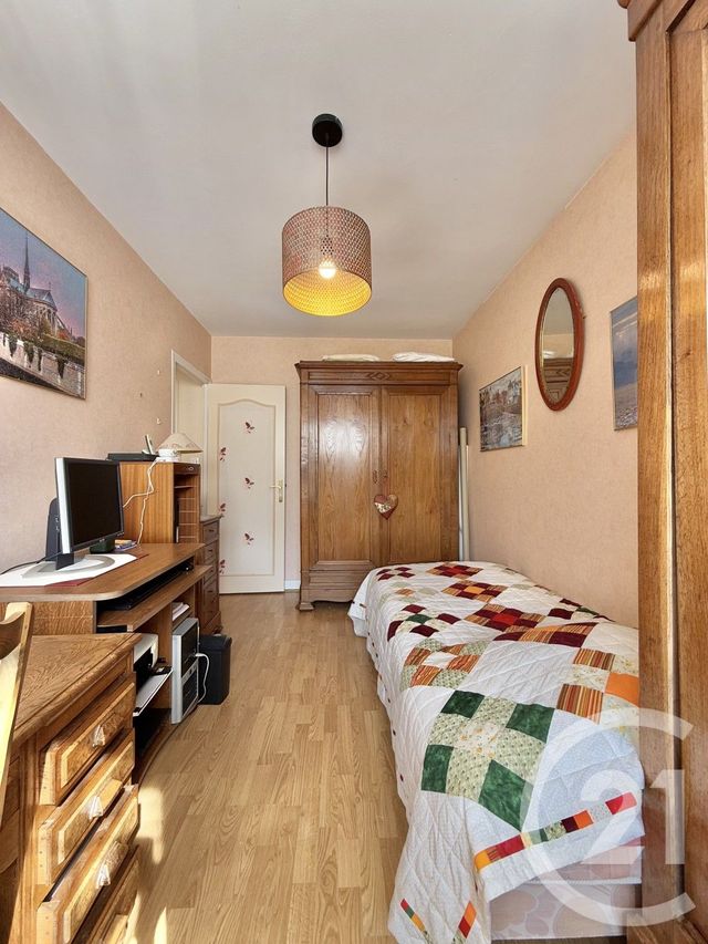 Afficher la photo en grand maison à vendre - 5 pièces - 91.75 m2 - YZEURE - 03 - AUVERGNE - Century 21 Pierre Immobilier