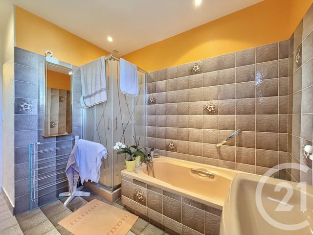 Afficher la photo en grand maison à vendre - 5 pièces - 91.75 m2 - YZEURE - 03 - AUVERGNE - Century 21 Pierre Immobilier
