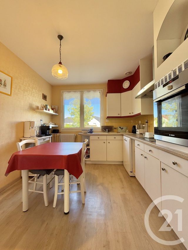 Afficher la photo en grand maison à vendre - 5 pièces - 91.75 m2 - YZEURE - 03 - AUVERGNE - Century 21 Pierre Immobilier