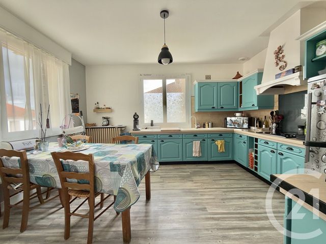 maison à vendre - 5 pièces - 133.5 m2 - YZEURE - 03 - AUVERGNE - Century 21 Pierre Immobilier