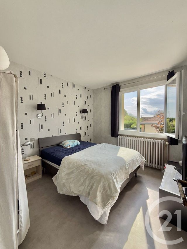 maison à vendre - 5 pièces - 133.5 m2 - YZEURE - 03 - AUVERGNE - Century 21 Pierre Immobilier