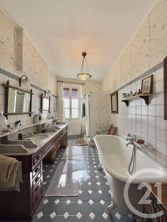 maison à vendre - 4 pièces - 223.93 m2 - MOULINS - 03 - AUVERGNE - Century 21 Pierre Immobilier