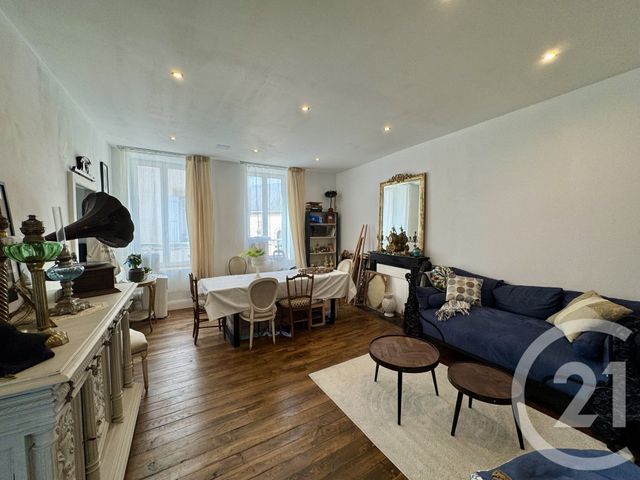 Afficher la photo en grand Appartement F2 à vendre - 2 pièces - 43.0 m2 - MOULINS - 03 - AUVERGNE - Century 21 Pierre Immobilier