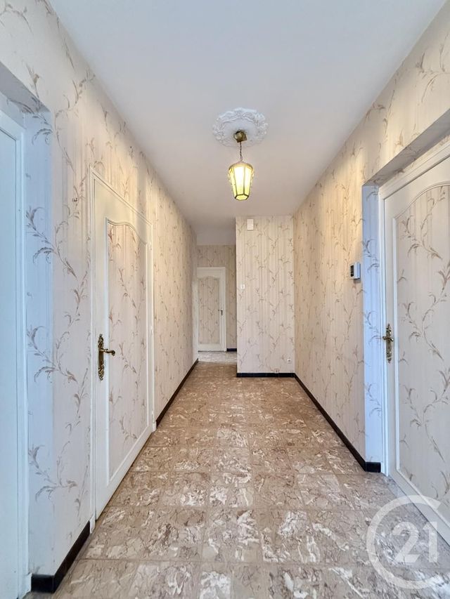 maison à vendre - 6 pièces - 157.82 m2 - YZEURE - 03 - AUVERGNE - Century 21 Pierre Immobilier