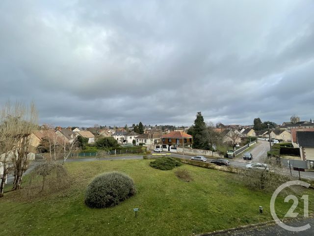 Appartement F3 à vendre - 3 pièces - 65.99 m2 - MOULINS - 03 - AUVERGNE - Century 21 Pierre Immobilier