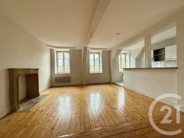 Appartement F3 à louer - 3 pièces - 91.4 m2 - MOULINS - 03 - AUVERGNE - Century 21 Pierre Immobilier
