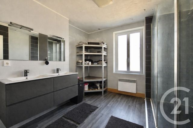 maison à vendre - 4 pièces - 253.72 m2 - ST ENNEMOND - 03 - AUVERGNE - Century 21 Pierre Immobilier