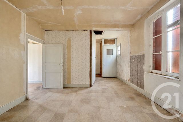 maison à vendre - 4 pièces - 253.72 m2 - ST ENNEMOND - 03 - AUVERGNE - Century 21 Pierre Immobilier