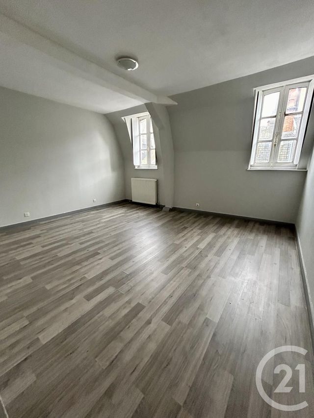 maison à louer - 4 pièces - 161.0 m2 - MOULINS - 03 - AUVERGNE - Century 21 Pierre Immobilier