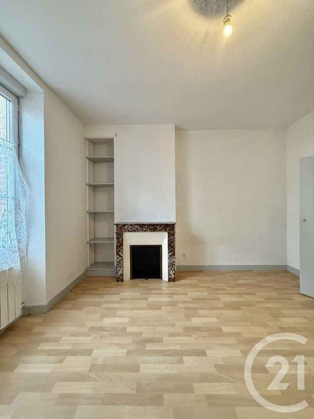 Appartement F2 à louer - 2 pièces - 47.62 m2 - MOULINS - 03 - AUVERGNE - Century 21 Pierre Immobilier