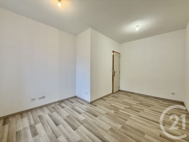 Appartement F3 à louer - 3 pièces - 66.82 m2 - NOYANT D ALLIER - 03 - AUVERGNE - Century 21 Pierre Immobilier