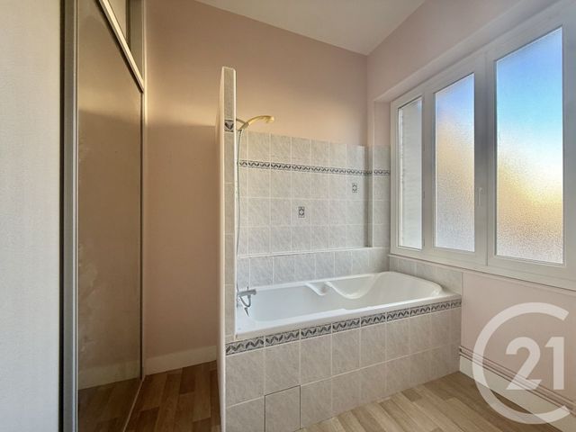 Appartement à vendre - 3 pièces - 88.02 m2 - MOULINS - 03 - AUVERGNE - Century 21 Pierre Immobilier