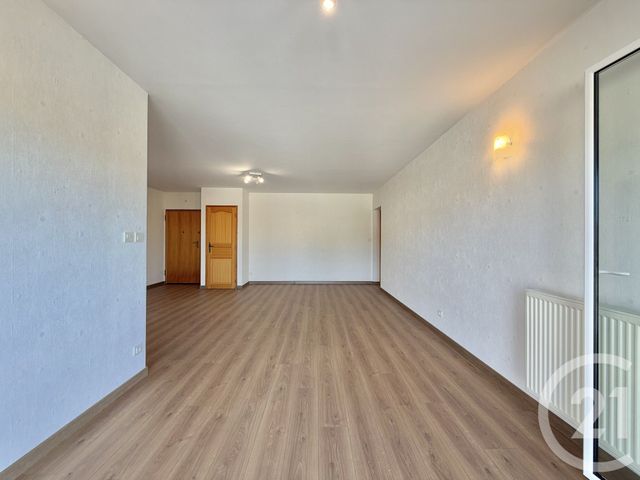 Appartement F4 à vendre - 5 pièces - 101.2 m2 - YZEURE - 03 - AUVERGNE - Century 21 Pierre Immobilier