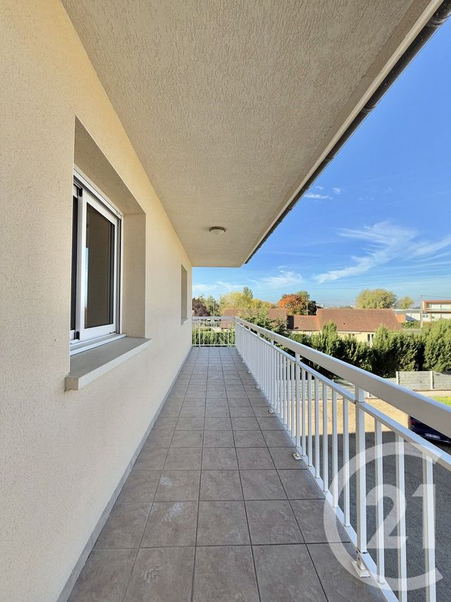 Appartement F4 à vendre - 5 pièces - 101.2 m2 - YZEURE - 03 - AUVERGNE - Century 21 Pierre Immobilier