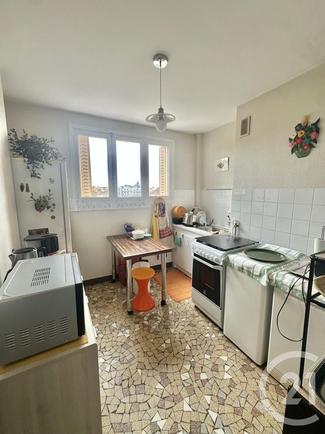 Appartement F4 à louer - 4 pièces - 62.76 m2 - MOULINS - 03 - AUVERGNE - Century 21 Pierre Immobilier