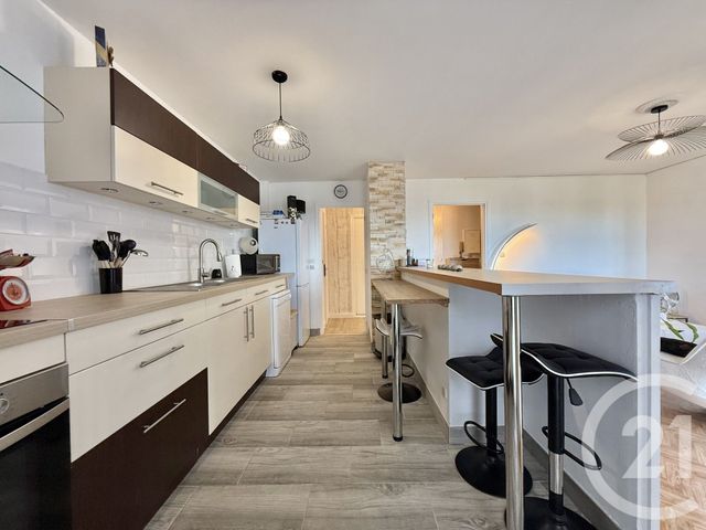 Appartement F3 à vendre - 3 pièces - 75.97 m2 - MOULINS - 03 - AUVERGNE - Century 21 Pierre Immobilier