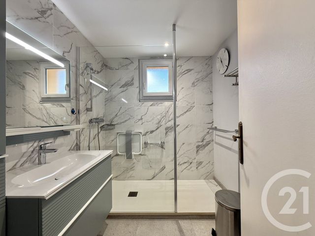 Appartement F3 à vendre - 3 pièces - 76.26 m2 - MOULINS - 03 - AUVERGNE - Century 21 Pierre Immobilier