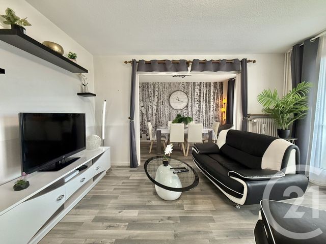 Appartement F3 à vendre - 3 pièces - 76.26 m2 - MOULINS - 03 - AUVERGNE - Century 21 Pierre Immobilier