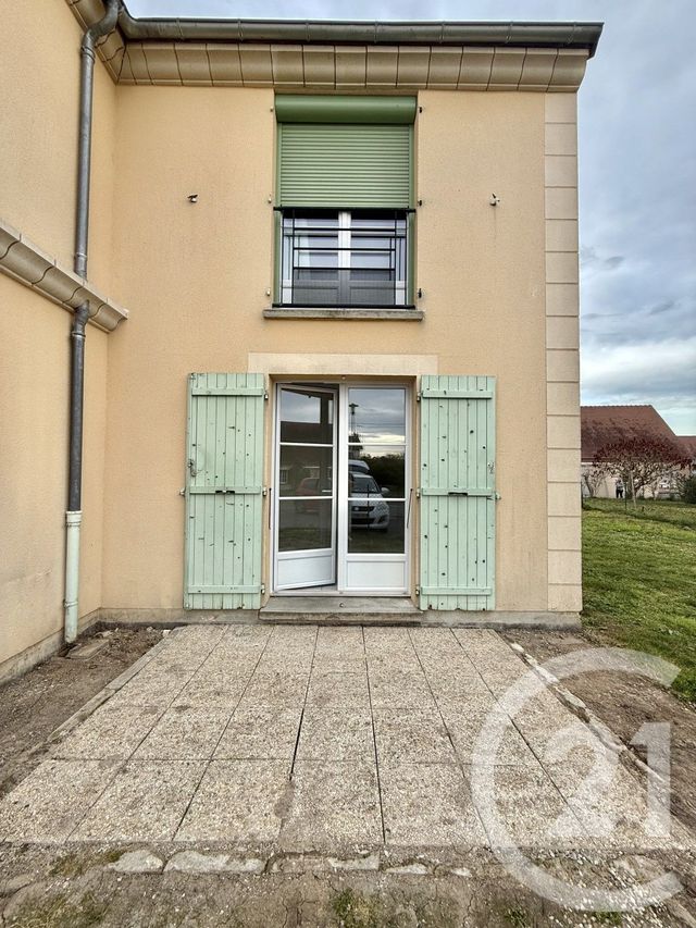 Appartement F2 à louer - 2 pièces - 39.2 m2 - SOUVIGNY - 03 - AUVERGNE - Century 21 Pierre Immobilier