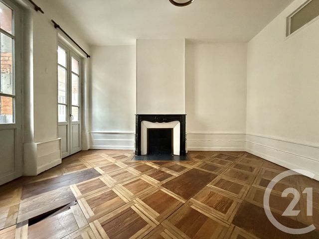 Appartement F2 à louer - 2 pièces - 40.25 m2 - MOULINS - 03 - AUVERGNE - Century 21 Pierre Immobilier