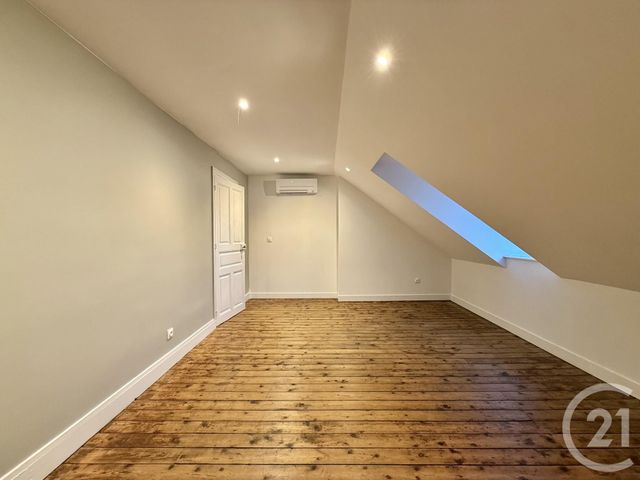 maison à louer - 5 pièces - 150.73 m2 - MOULINS - 03 - AUVERGNE - Century 21 Pierre Immobilier