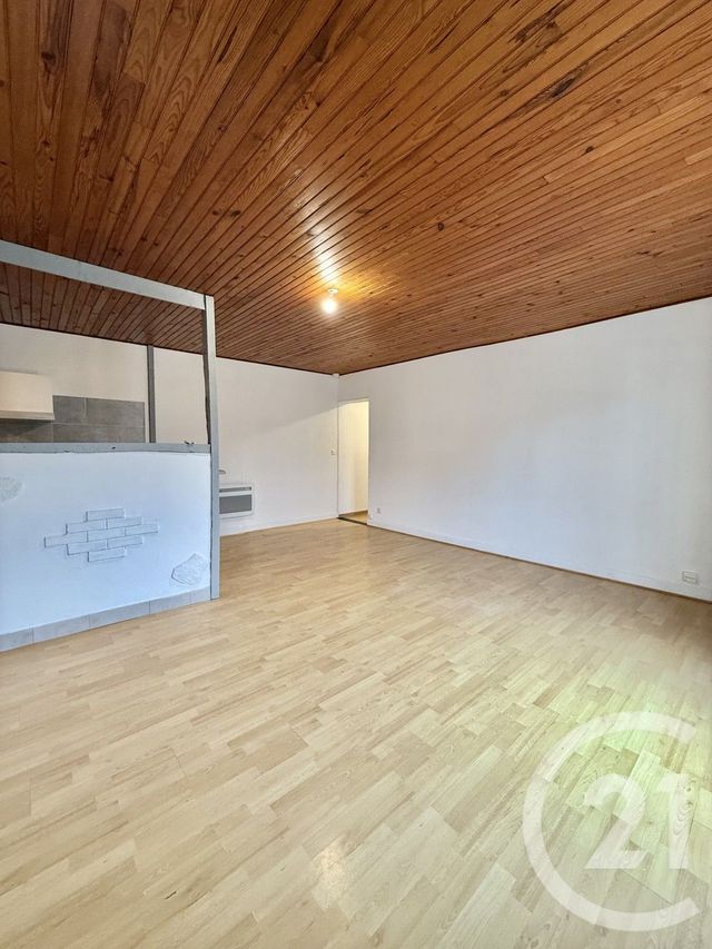 maison à louer - 3 pièces - 80.0 m2 - DORNES - 58 - BOURGOGNE - Century 21 Pierre Immobilier