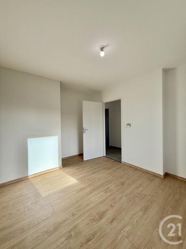 maison à louer - 4 pièces - 95.78 m2 - YZEURE - 03 - AUVERGNE - Century 21 Pierre Immobilier