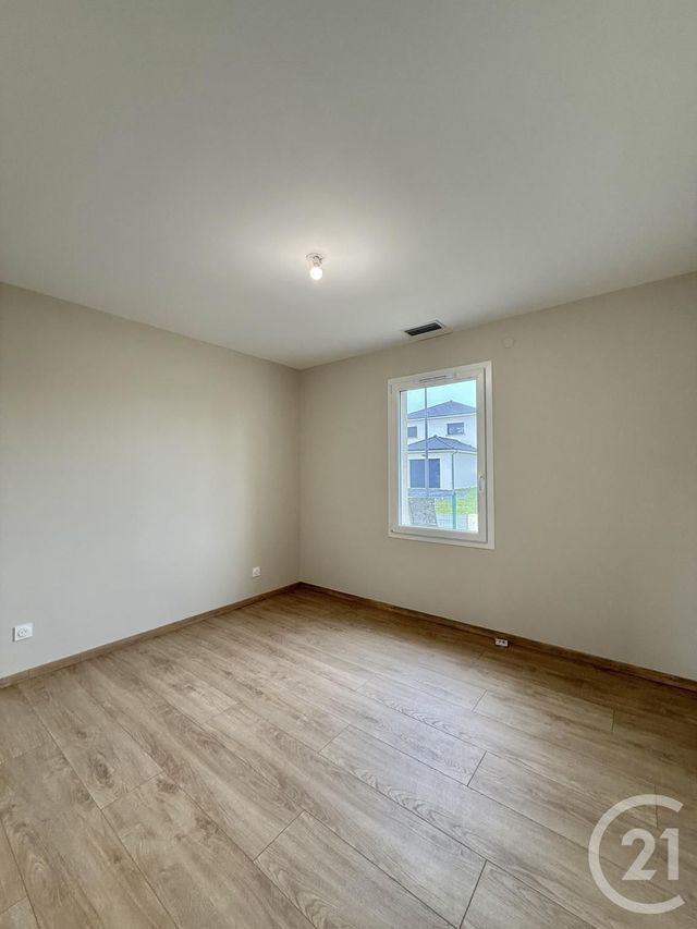 maison à louer - 4 pièces - 96.46 m2 - YZEURE - 03 - AUVERGNE - Century 21 Pierre Immobilier