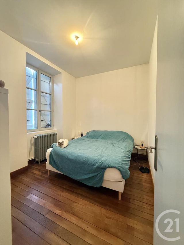 Appartement à louer - 3 pièces - 81.4 m2 - MOULINS - 03 - AUVERGNE - Century 21 Pierre Immobilier