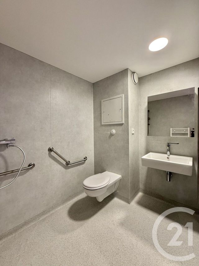 Appartement F1 à louer - 1 pièce - 24.1 m2 - MOULINS - 03 - AUVERGNE - Century 21 Pierre Immobilier