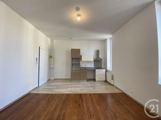 Appartement F2 à louer MOULINS