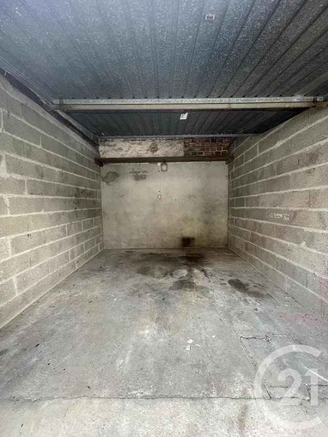 parking à louer - 15.0 m2 - MOULINS - 03 - AUVERGNE - Century 21 Pierre Immobilier