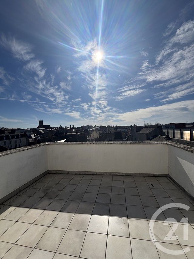Appartement F2 à louer - 2 pièces - 39.71 m2 - MOULINS - 03 - AUVERGNE - Century 21 Pierre Immobilier