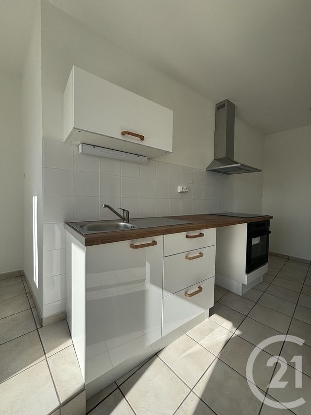 Appartement F2 à louer - 2 pièces - 39.71 m2 - MOULINS - 03 - AUVERGNE - Century 21 Pierre Immobilier