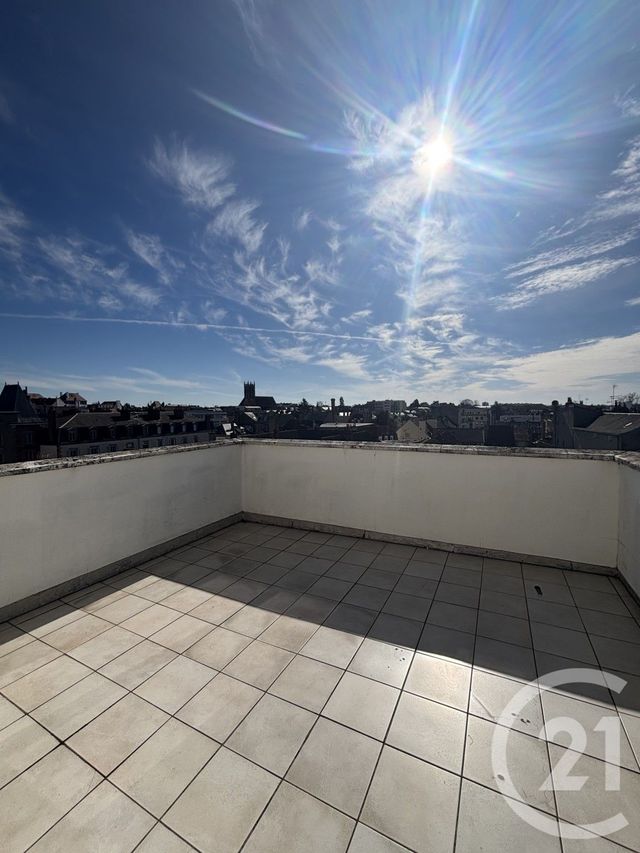 Appartement F2 à louer - 2 pièces - 39.71 m2 - MOULINS - 03 - AUVERGNE - Century 21 Pierre Immobilier