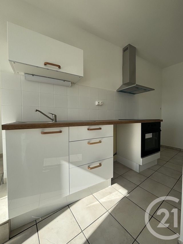 Appartement F2 à louer - 2 pièces - 39.71 m2 - MOULINS - 03 - AUVERGNE - Century 21 Pierre Immobilier