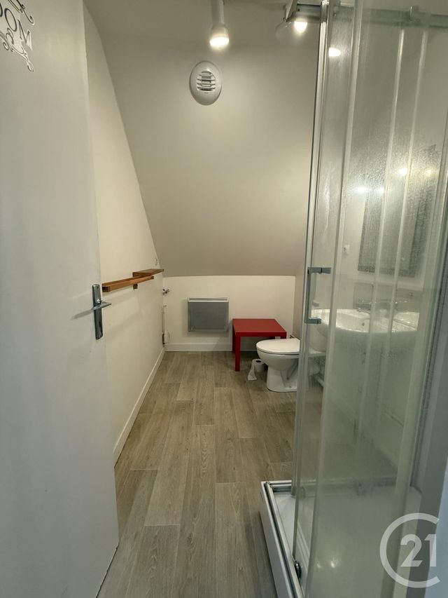 Appartement F2 à louer - 2 pièces - 44.0 m2 - MOULINS - 03 - AUVERGNE - Century 21 Pierre Immobilier