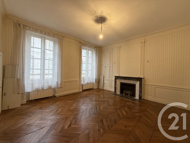 maison à vendre - 7 pièces - 264.0 m2 - MOULINS - 03 - AUVERGNE - Century 21 Pierre Immobilier