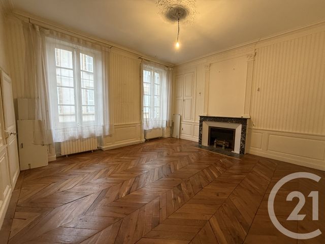 maison à vendre - 7 pièces - 264.0 m2 - MOULINS - 03 - AUVERGNE - Century 21 Pierre Immobilier