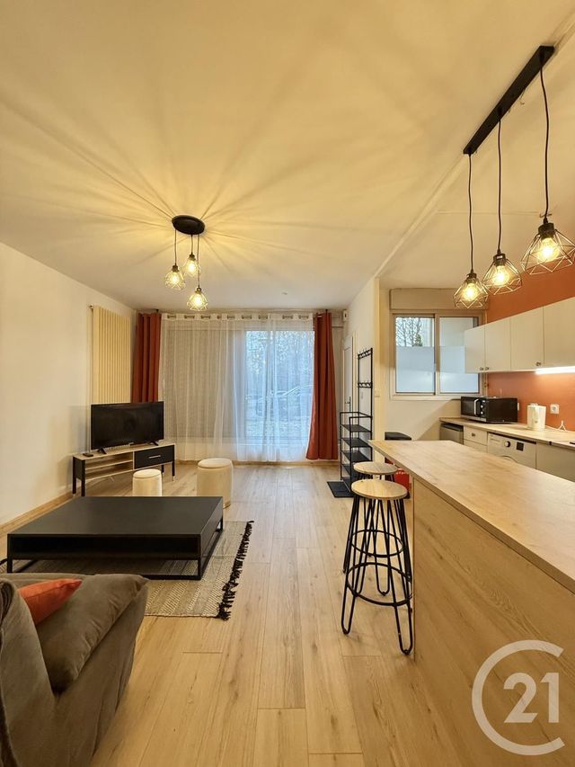 Appartement F1 à vendre - 1 pièce - 34.66 m2 - MOULINS - 03 - AUVERGNE - Century 21 Pierre Immobilier