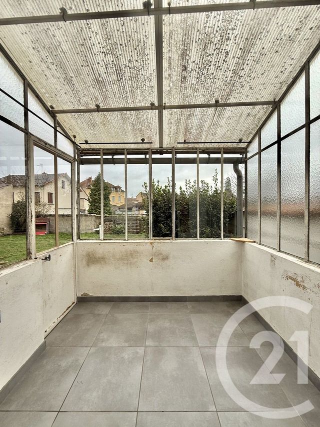 maison à louer - 4 pièces - 110.0 m2 - YZEURE - 03 - AUVERGNE - Century 21 Pierre Immobilier