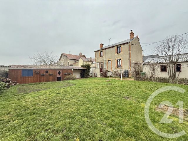maison à louer - 4 pièces - 110.0 m2 - YZEURE - 03 - AUVERGNE - Century 21 Pierre Immobilier