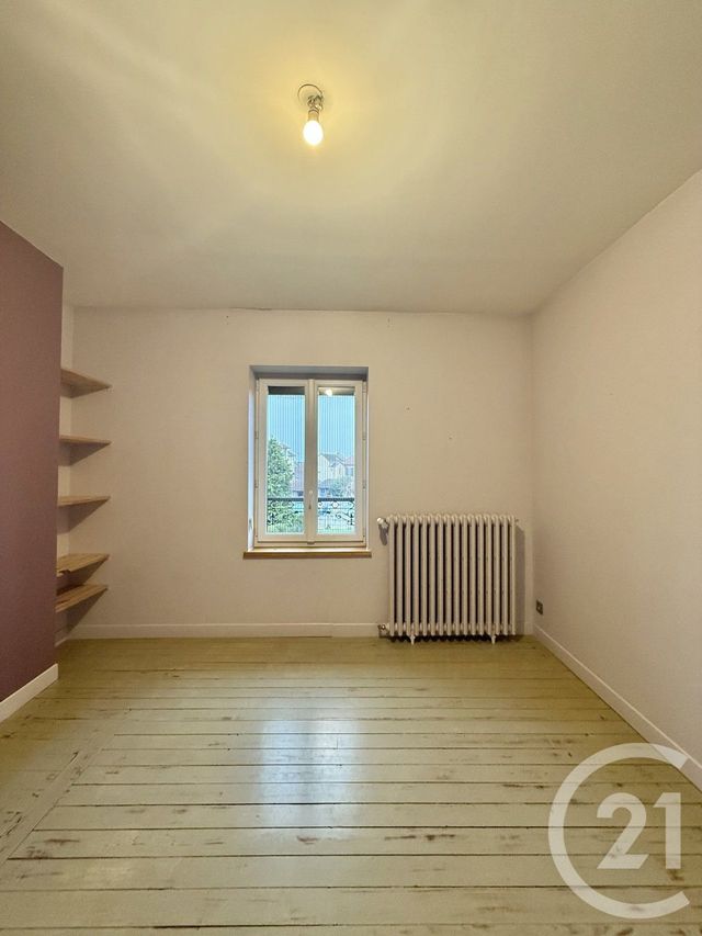 maison à louer - 4 pièces - 110.0 m2 - YZEURE - 03 - AUVERGNE - Century 21 Pierre Immobilier