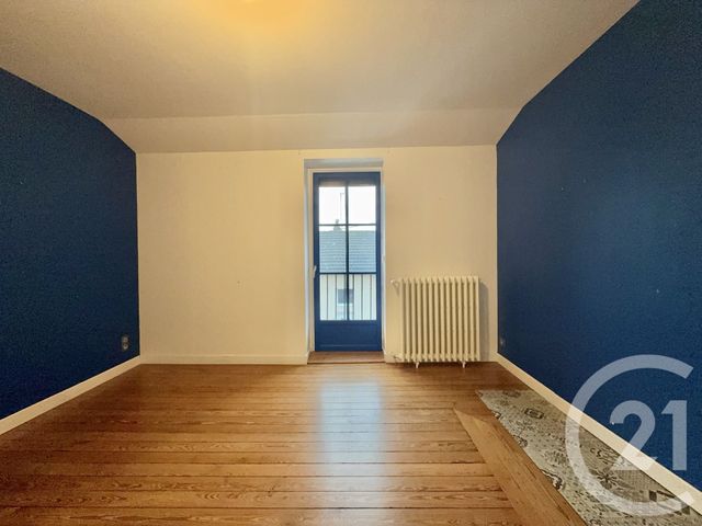 maison à louer - 4 pièces - 110.0 m2 - YZEURE - 03 - AUVERGNE - Century 21 Pierre Immobilier