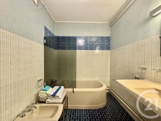 Appartement F5 à vendre - 5 pièces - 110.0 m2 - MOULINS - 03 - AUVERGNE - Century 21 Pierre Immobilier